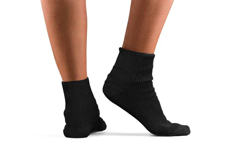 Ahinsa Barefoot socks