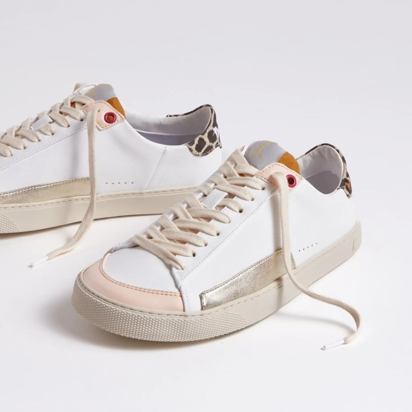 FLEETERS Peach Leopard