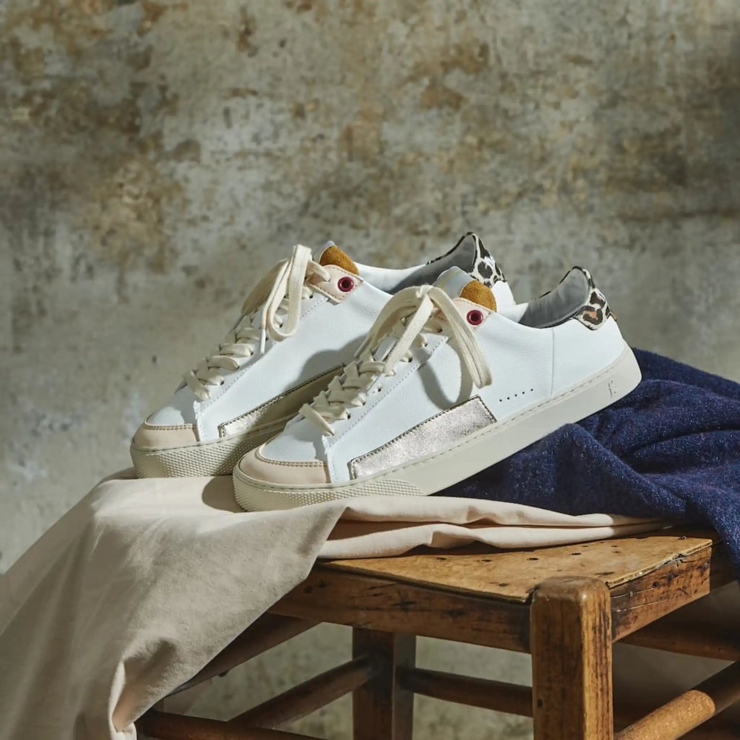 FLEETERS Peach Leopard