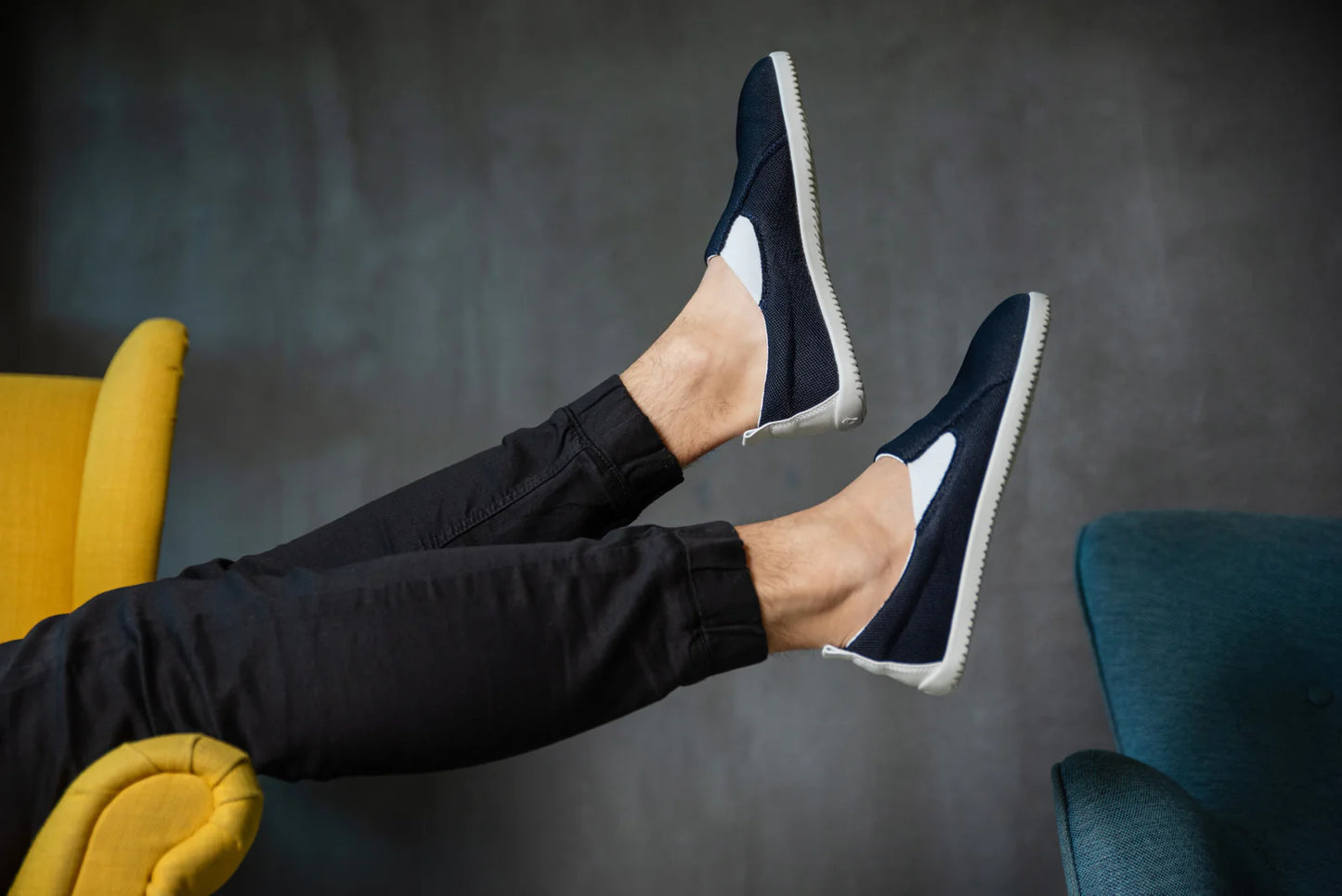 AHINSA Slip-on Mesh