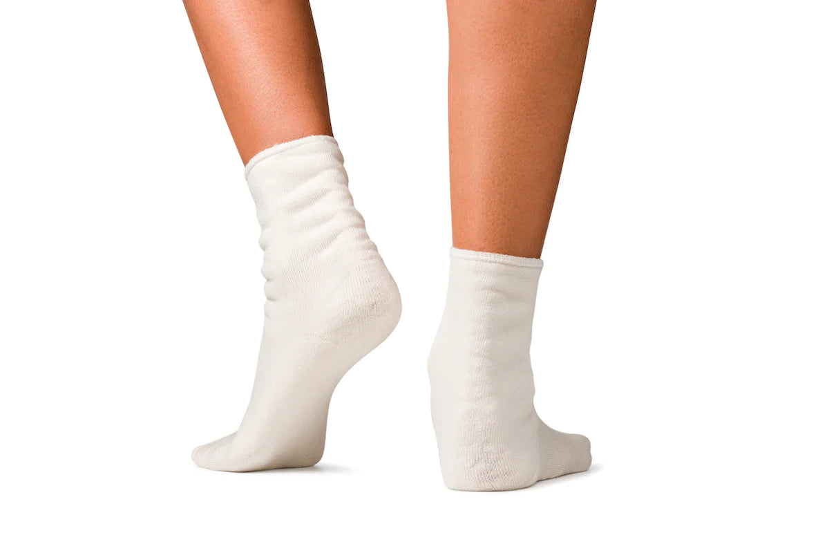 Winter Barefoot Bamboo socks White