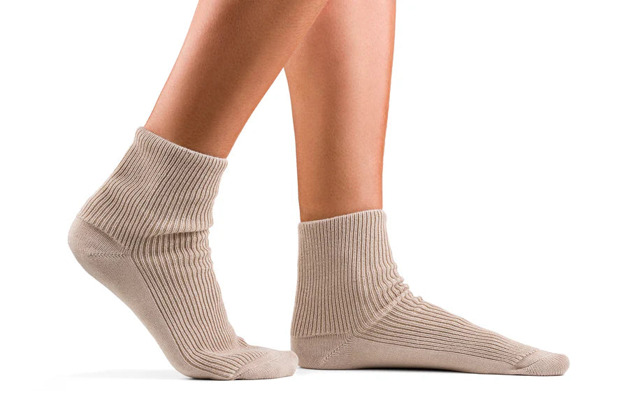 Ahinsa Barefoot socks